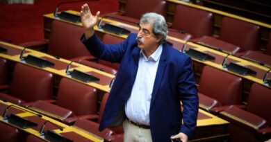 Αγωγή Πολάκη σε Λαζαρίδη για συκοφαντία και εξύβριση: «Θρασύς και δειλός»