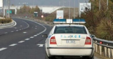 Οδηγούσε χωρίς δίπλωμα, υπό την επήρεια αλκοόλ και ενεπλάκη σε τροχαίο Οδηγούσε χωρίς δίπλωμα, υπό την επήρεια αλκοόλ και ενεπλάκη σε τροχαίο