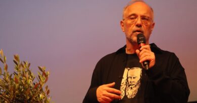 Αυγερινός: Το εγχείρημα της Καρυστιανού δεν συνδέεται με καμία ξένη δύναμη