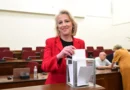 ΣΥΡΙΖΑ: Πρόεδρος της Κ.Ο. η Ρένα Δούρου με 7 από τις 8 ψήφους