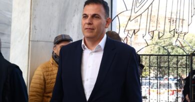 Ο Καραμέρος βάζει «πλώρη» για Τσίπρα 