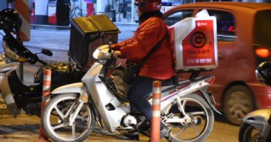 Χωρίς delivery ο τελικός του Μουντιάλ: Στάση εργασίας από τις 19:00 έως τα μεσάνυχτα