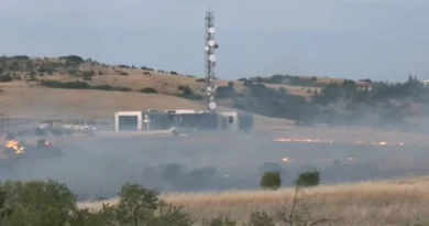 Φωτιά στο Ωραιόκαστρο: Ήχησε το 112 για απομάκρυνση των κατοίκων από την περιοχή Ανθούπολη – Αναφορές για καμένα σπίτια