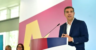 Νευρικότητα στο Μαξίμου για τη «σφήνα» Τσίπρα στη ΔΕΘ