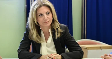 Η Ελπίδα για τη Δημοκρατία της Μ. Καρυστιανού στέλνει εξώδικο σε Μητσοτάκη, Γεραπετρίτη, Συμεών για τη Μονή Σινά