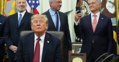 Ξέφυγε ξανά ο Τραμπ με δημοσιογράφο: Χαρακτήρισε ηλίθια ερώτηση το αν σκοπεύει να επιτεθεί με πυρηνικά στο Ιράν